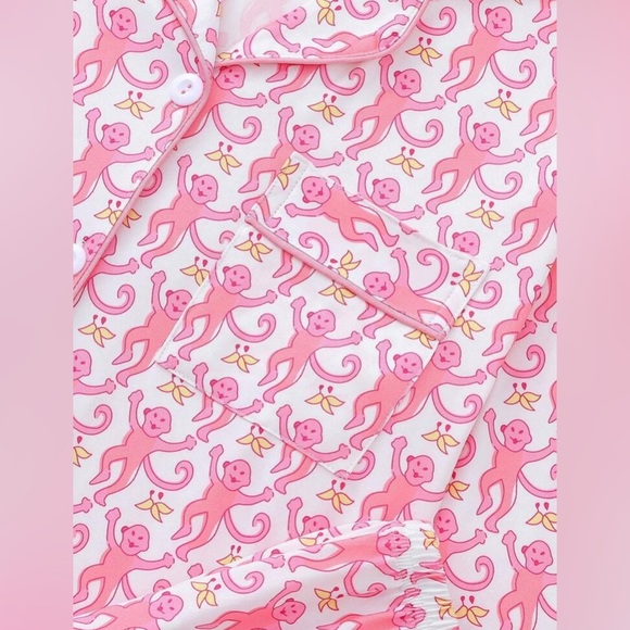 Amazon Pink and White Patterned Pajama Set - Picture 5 of 5